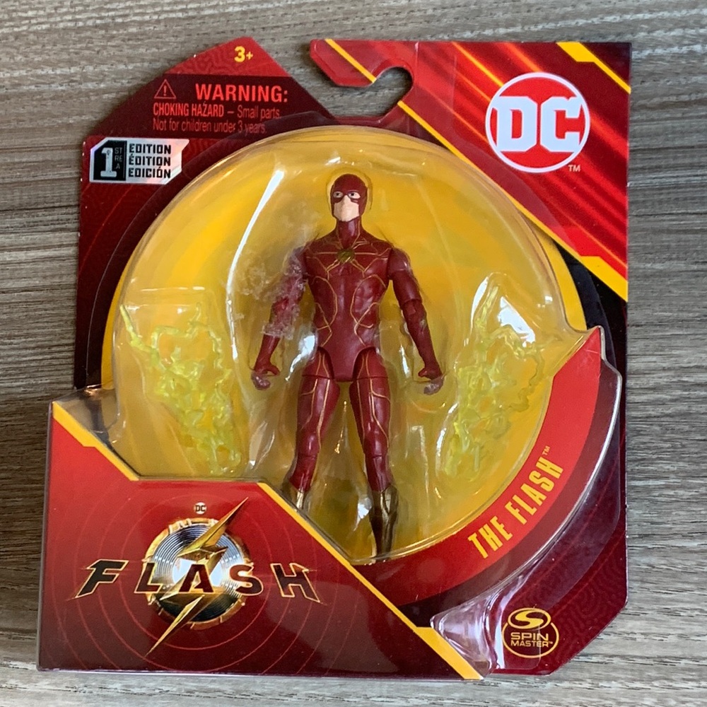 DC Comics Flash 4” Action Figure & 2 Accessories Spin Master Toy New Collectible